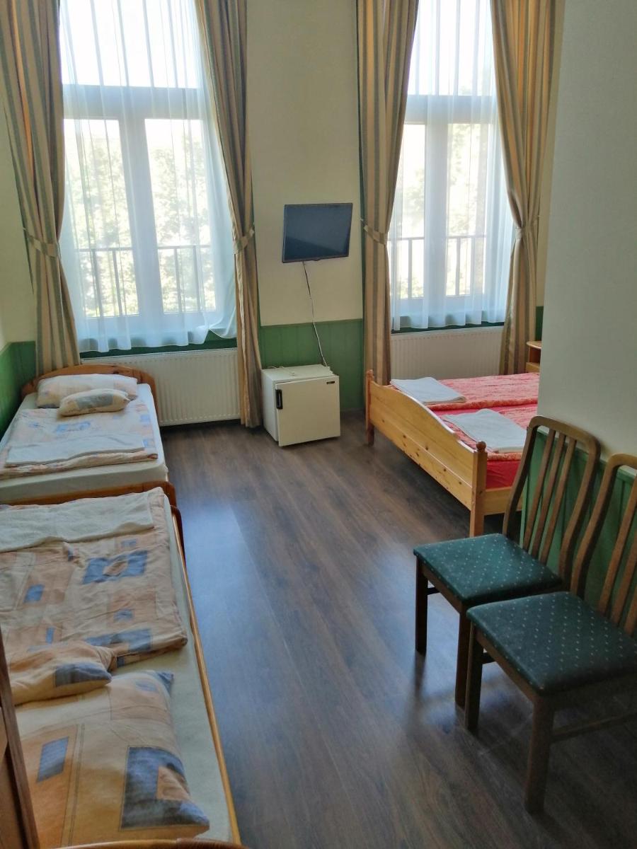 Kisfaludy Vendégház -Sümeg- - Housity