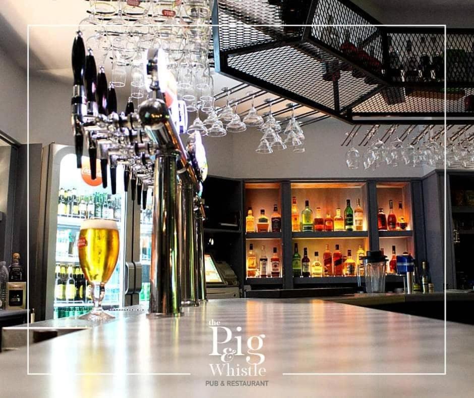 Captain Karas Holidays Apartments - Housity