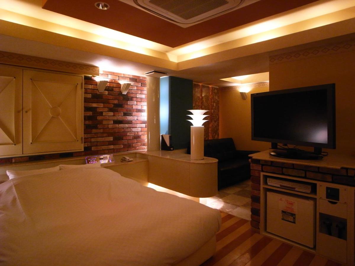 HOTEL K VILLAGE - Housity