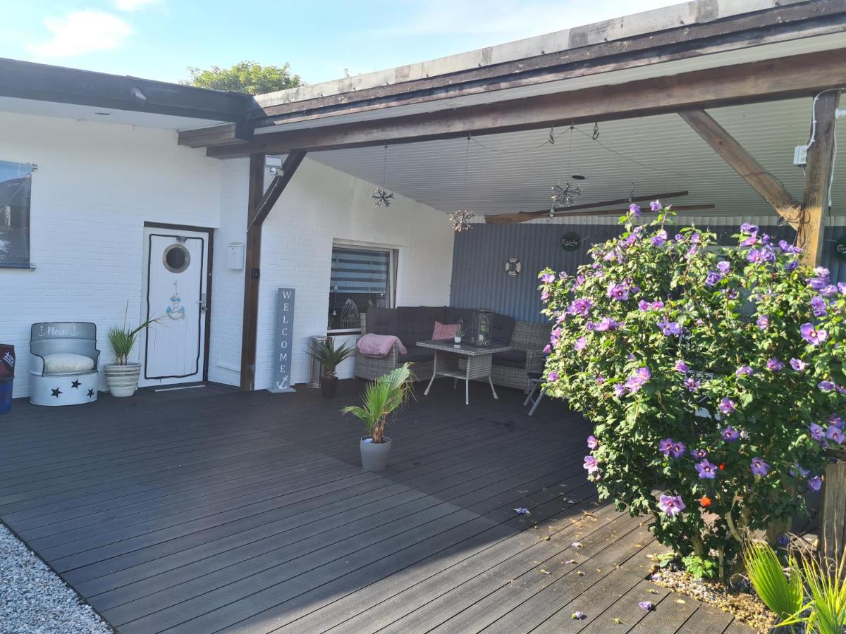 Große Wohnung mit Terrasse und Grill - Housity