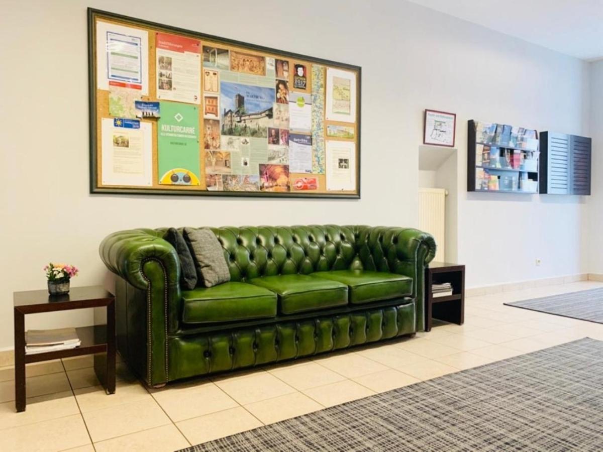 City Hotel - Housity