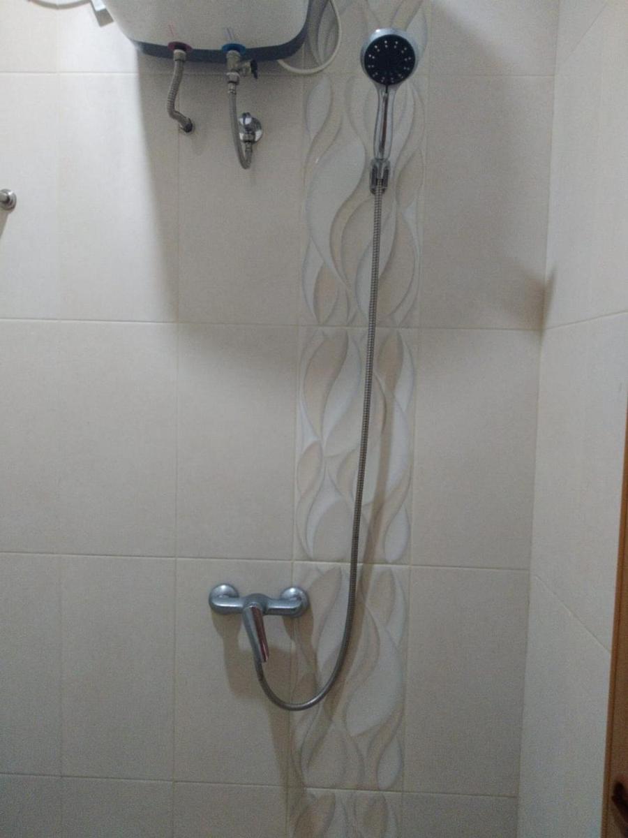 Jo Guest House Cengkareng - Housity