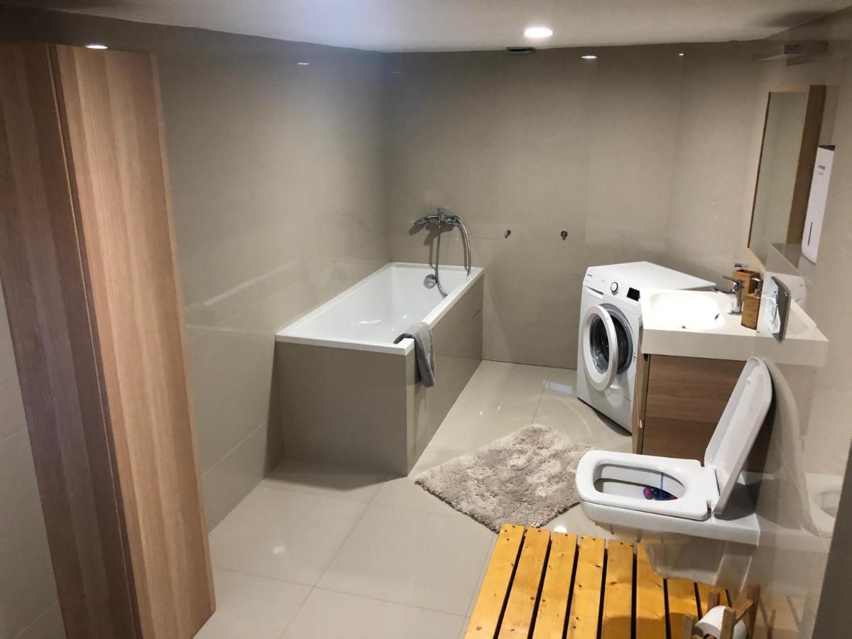 Apartmán v centre Michaloviec - Hizvo