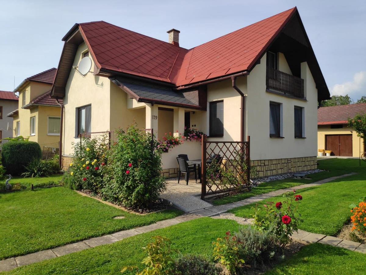 Holiday Home Liptovský Peter - Housity