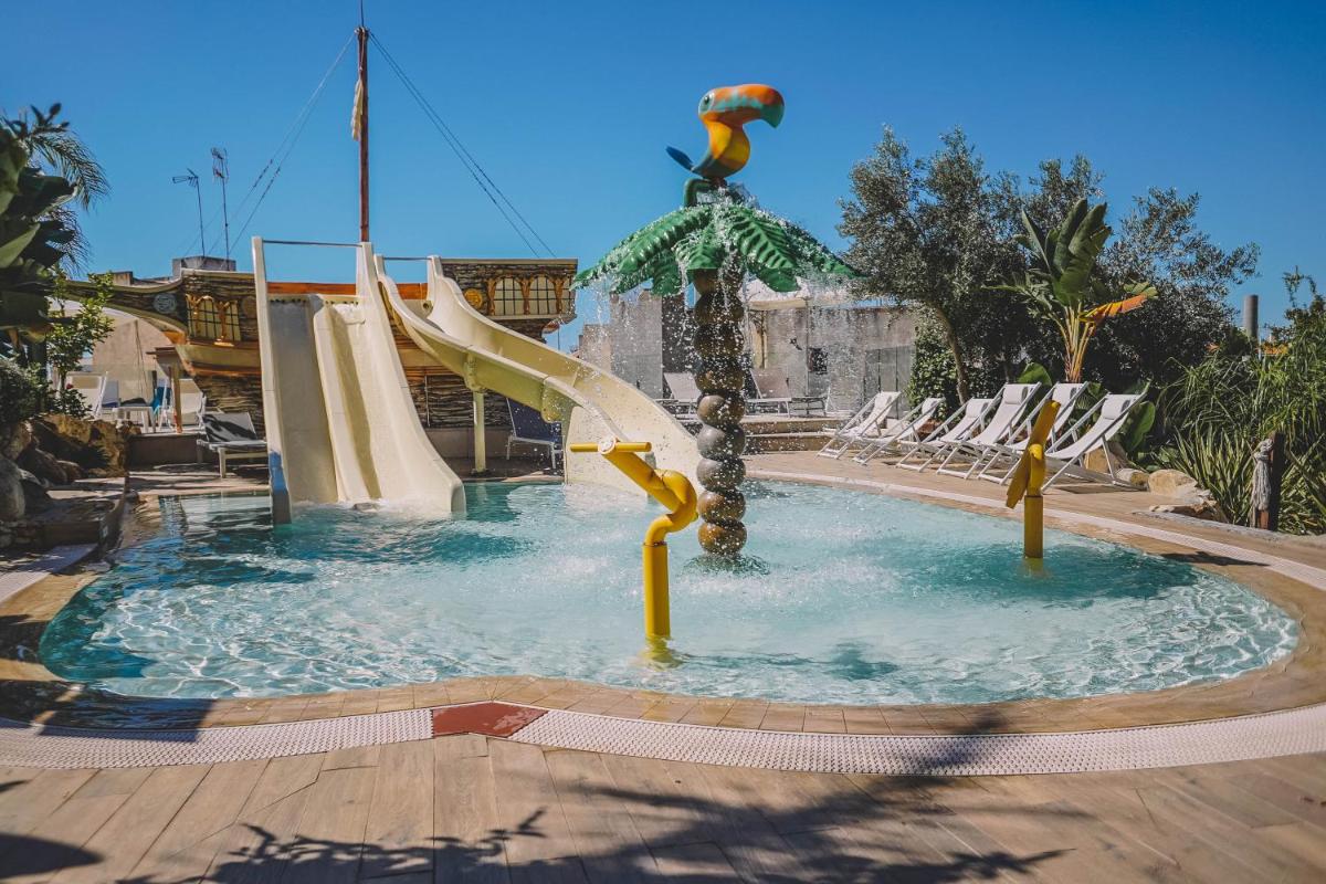 Piscina en o cerca de Hotel Alba Seleqtta