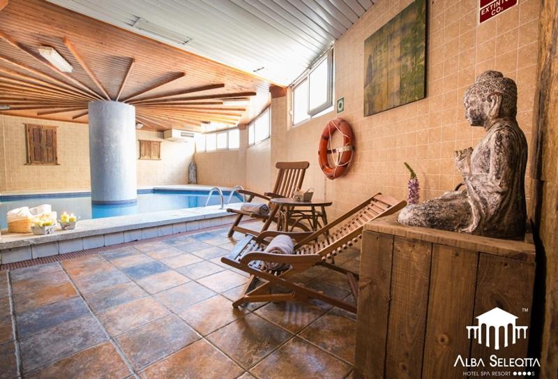 Piscina en o cerca de Hotel Alba Seleqtta