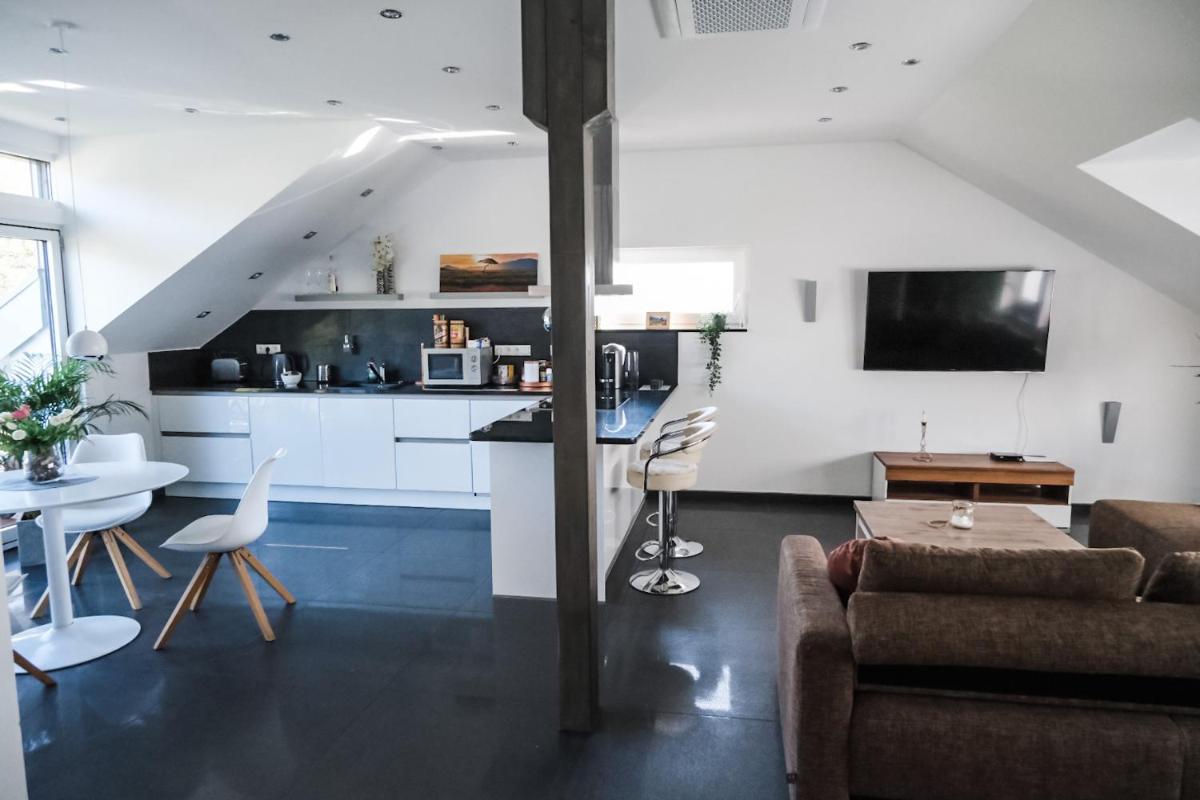 Modern Loft/Apartment near Bonn DTAG/DHL/UN - Housity