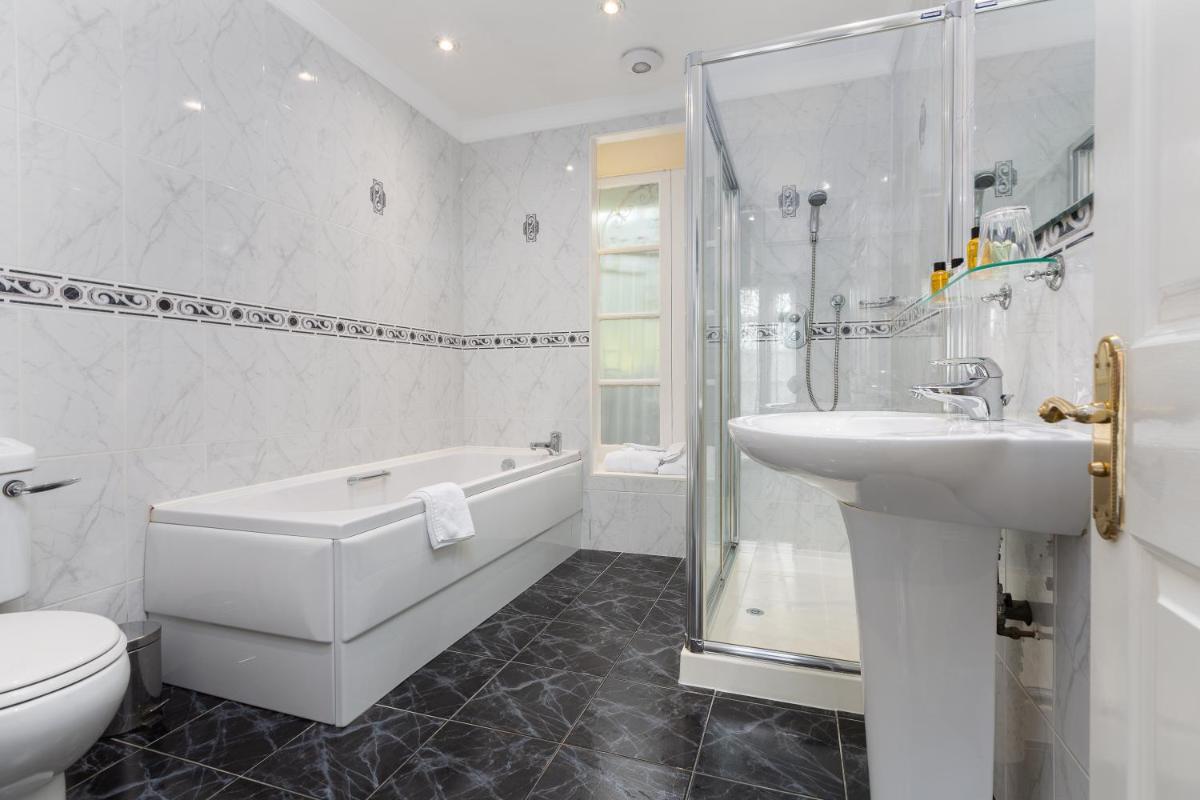 Burn How Garden House Hotel - Housity
