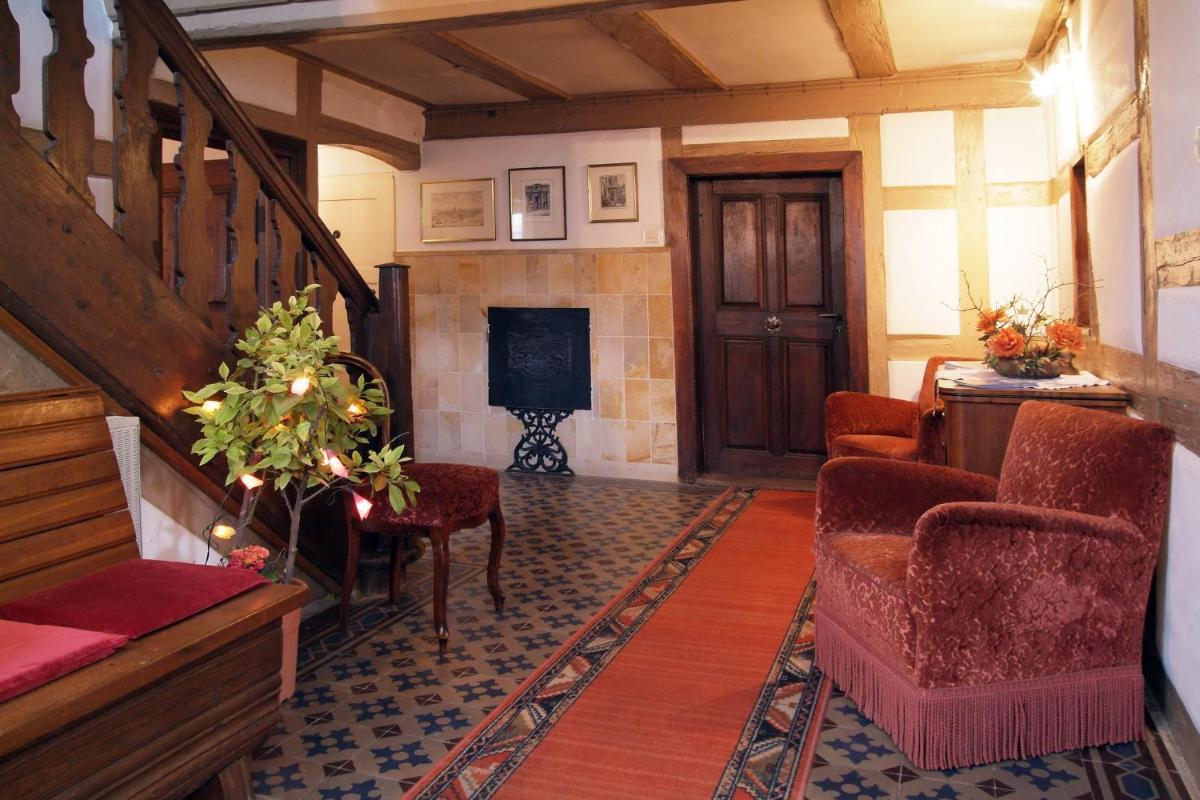 Landhotel Schwarzes Ross - Housity