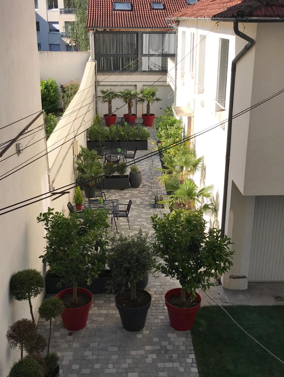 Logement haut de gamme jacuzzi sauna - Housity