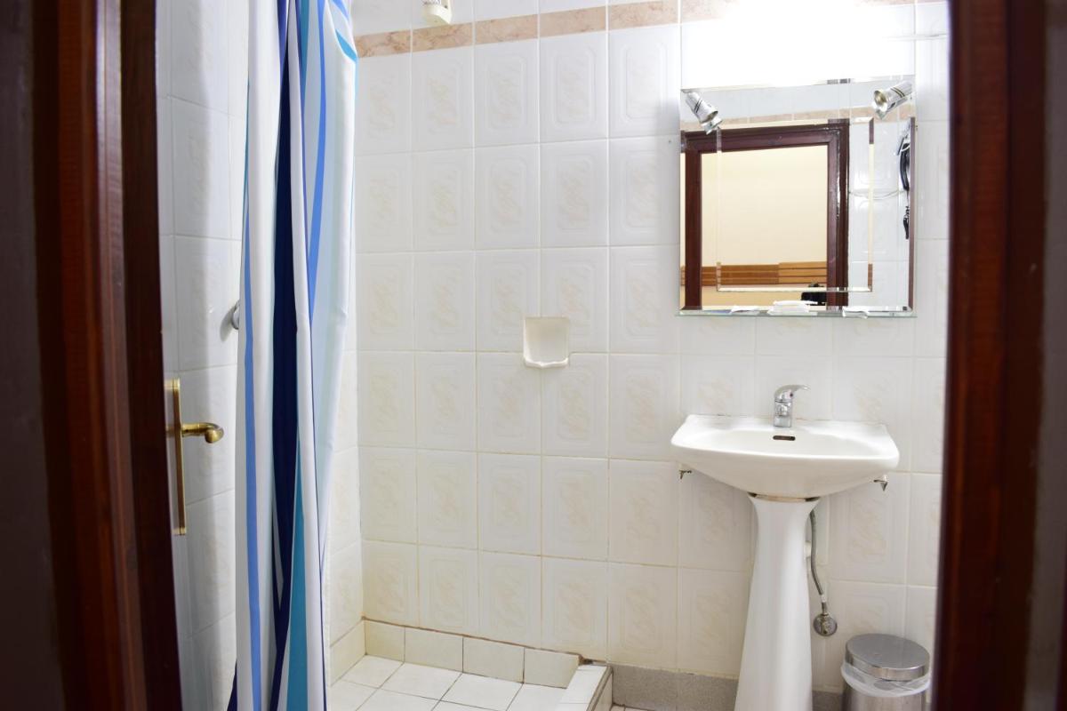 Hotel Hellinis - Housity
