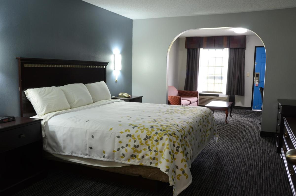 Gateway Inn - Housity