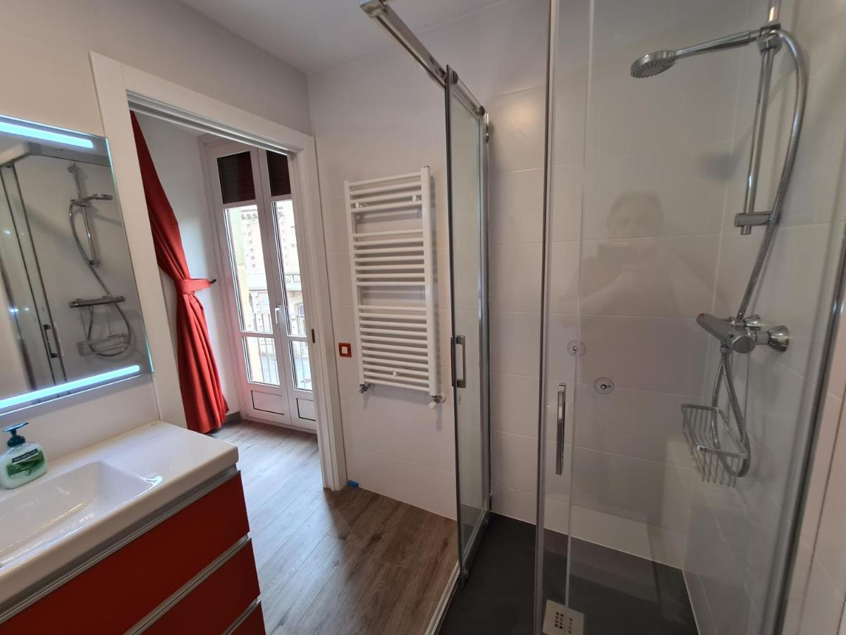 Apartaments Vicus 3 con vistas a la Plaza Mayor de Vic - Housity