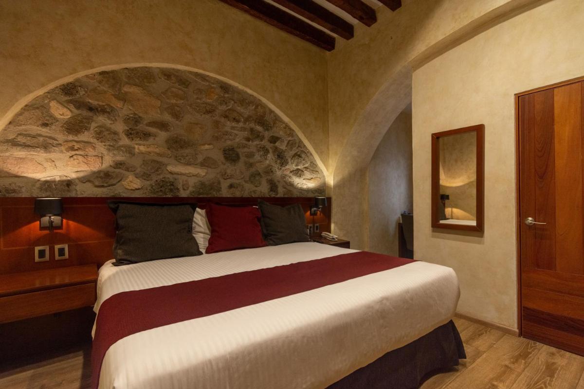 Hotel Madero - Housity