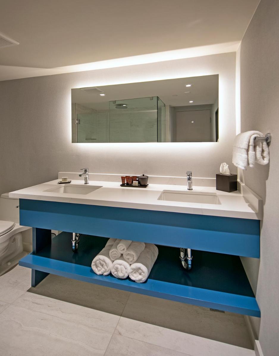 La Jolla Cove Suites - Housity
