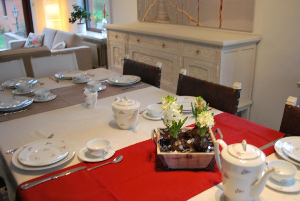 Villa Bijenhof - Housity