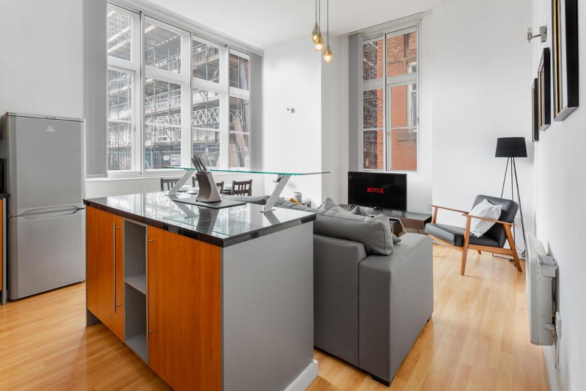Cozy Stays Princess Street Manchester City Centre - Housity