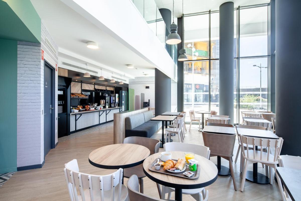 B&B HOTEL Paris Porte de Bagnolet - Housity