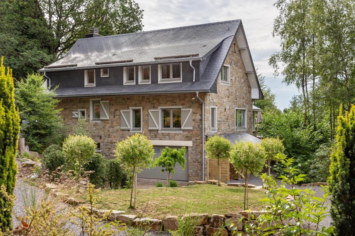 La Villa des Sources à 500 mètres du circuit - Housity