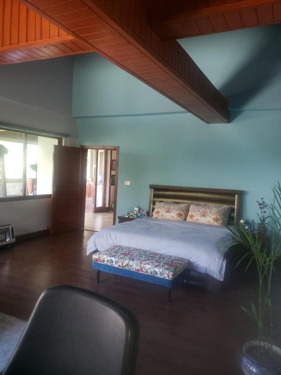 Mountain View House - Housity