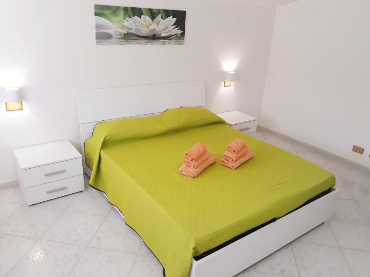 Il Narciso - Housity