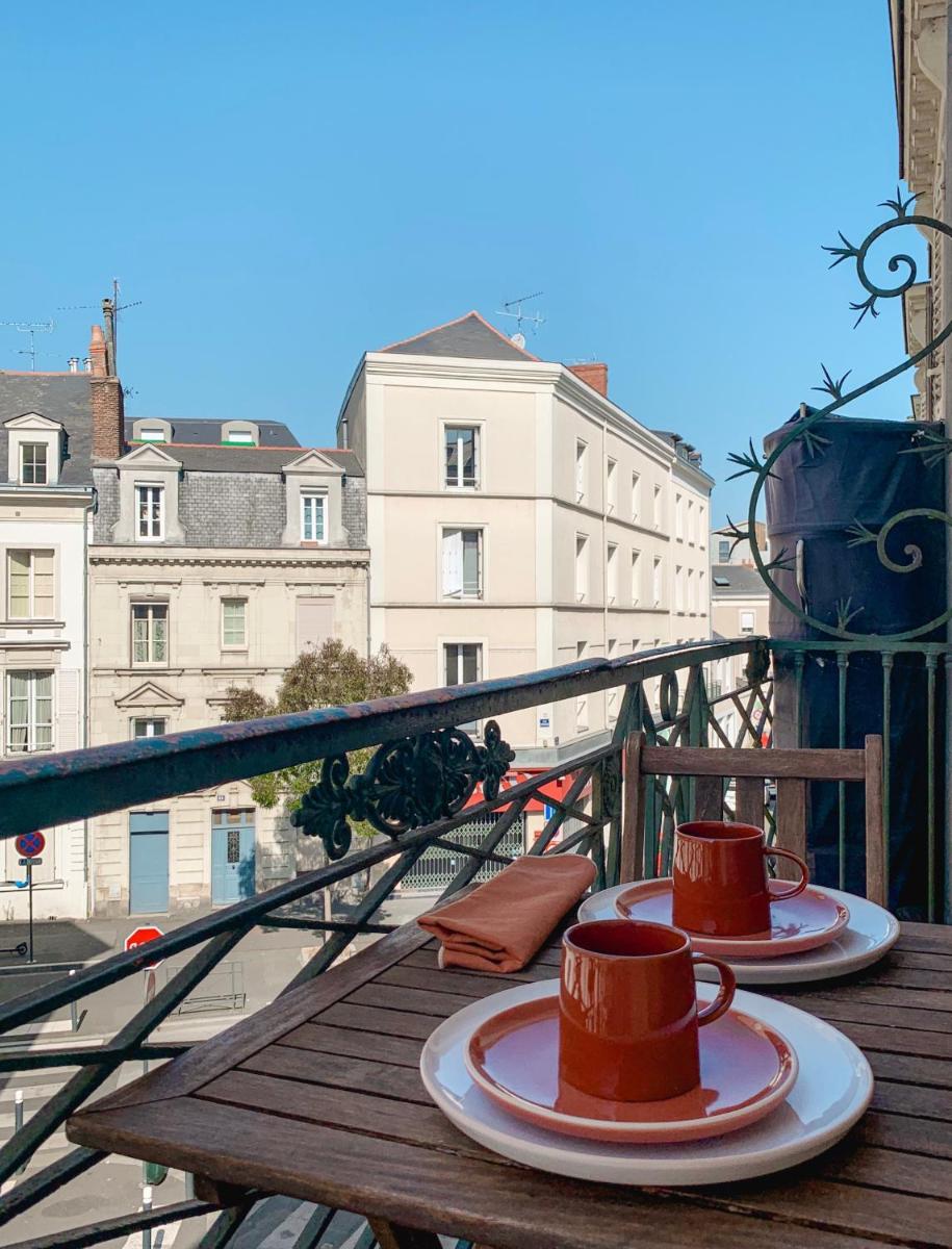Suitetrails - bel appartement avec balcon en centre ville