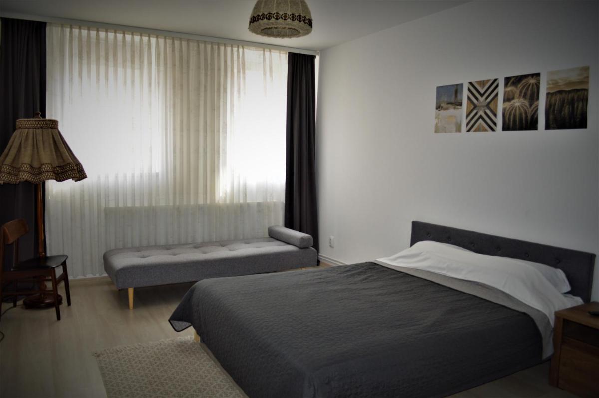 Sunny Town House - Housity