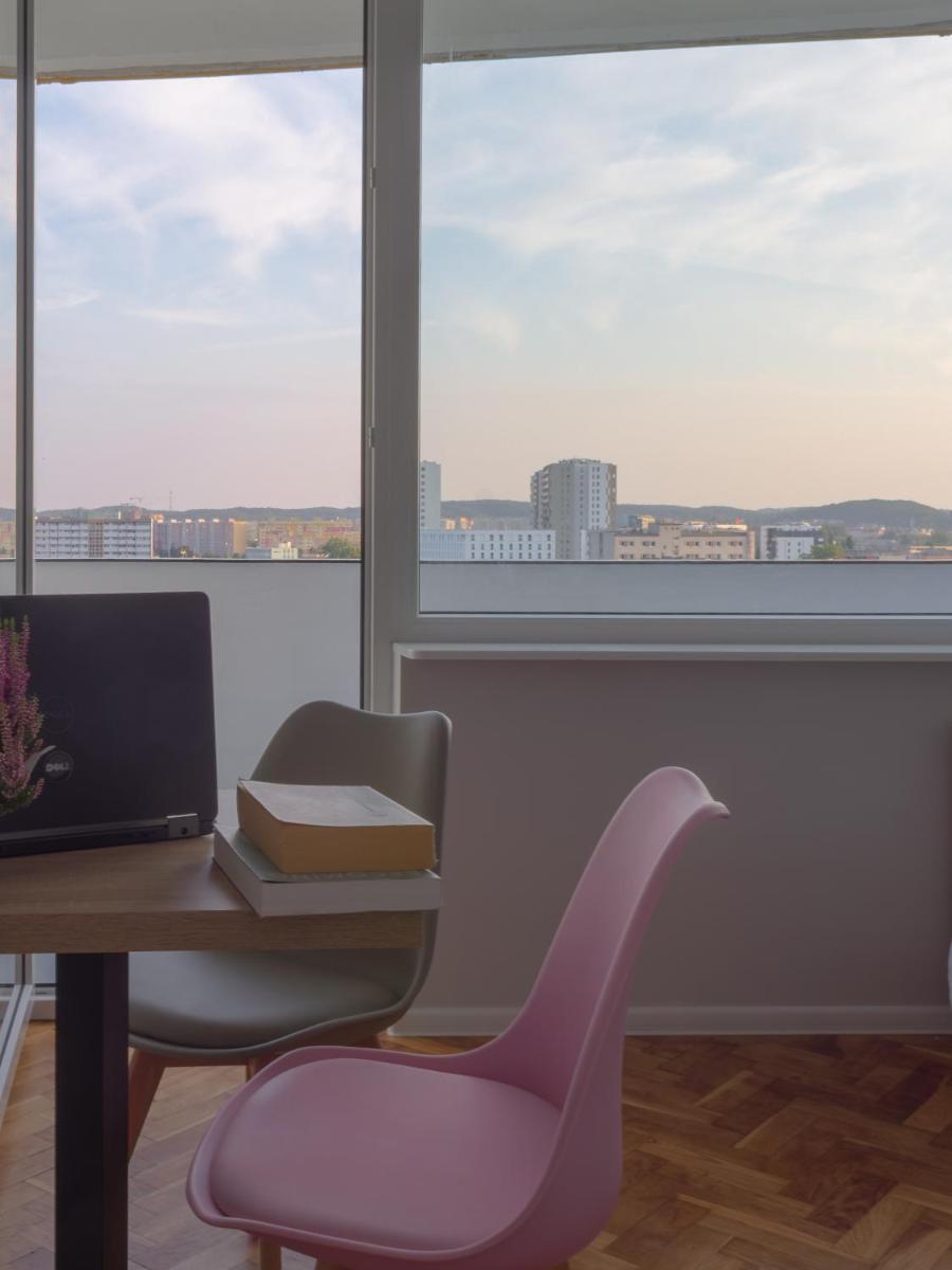 INITIUM rooms - Pokoje na wynajem - Obrońców Wybrzeża 4D - Housity