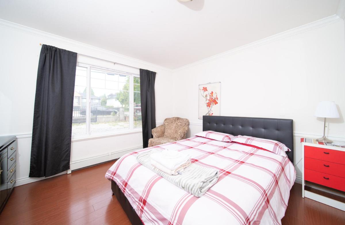 Lee's Place - Housity