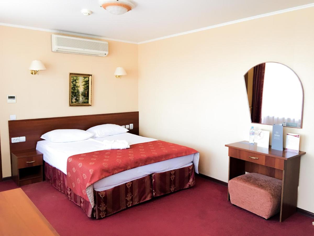 AMAKS Azov Hotel - Housity