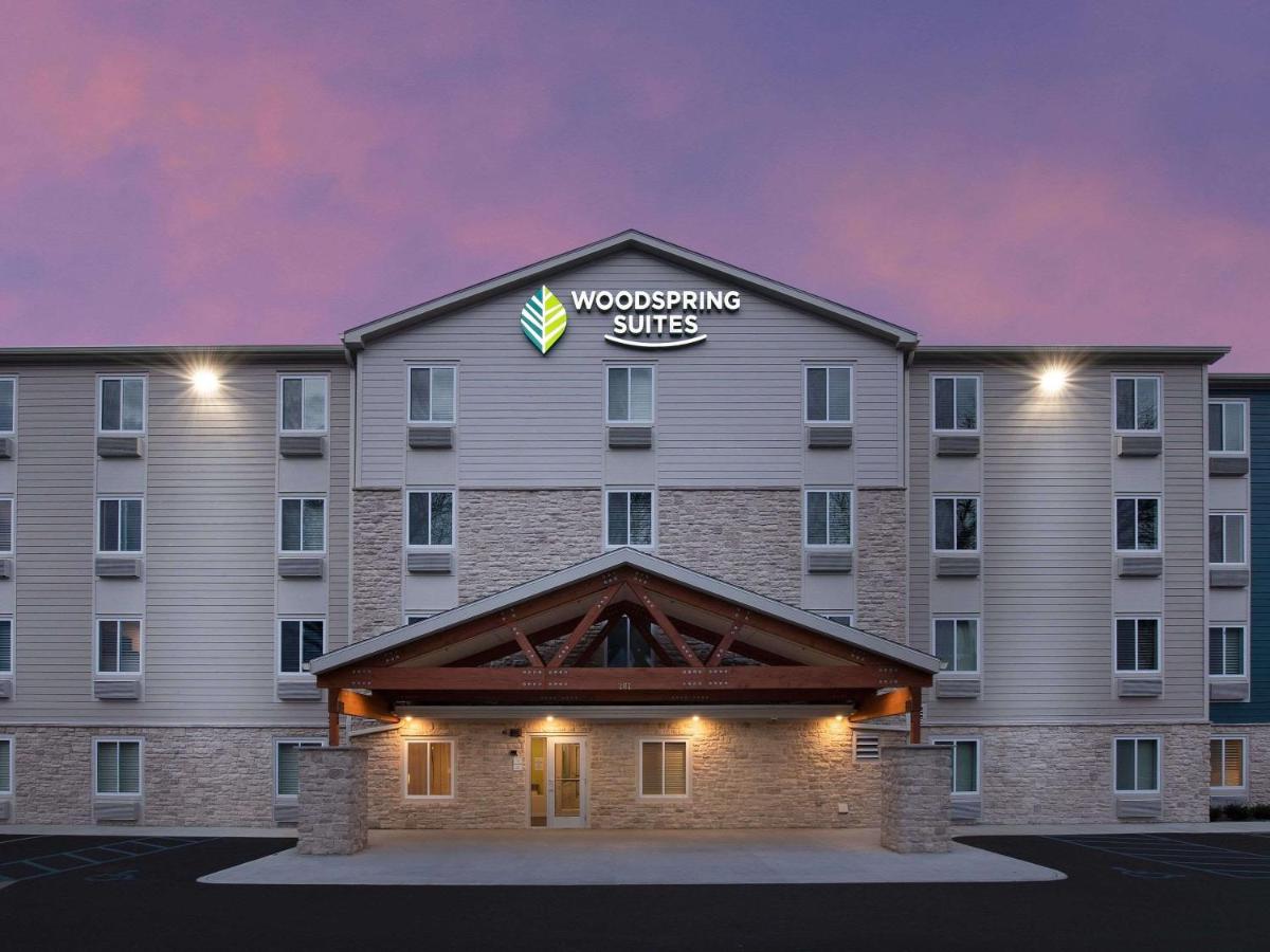 WoodSpring Suites Albuquerque - Housity