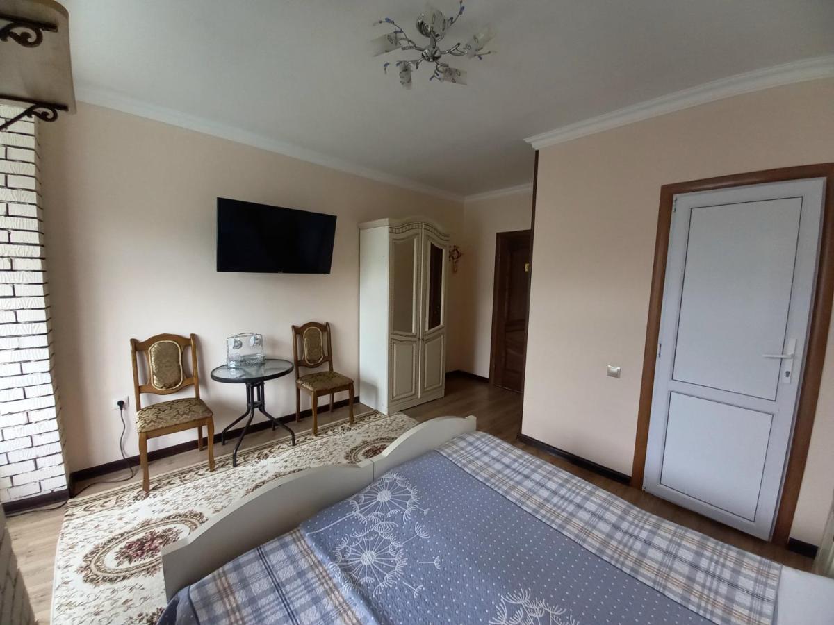 Guest House Stary Zamok - Housity