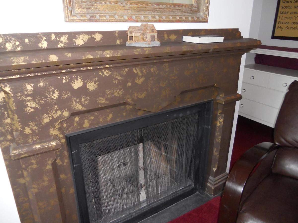 Oak Square 309 - Housity