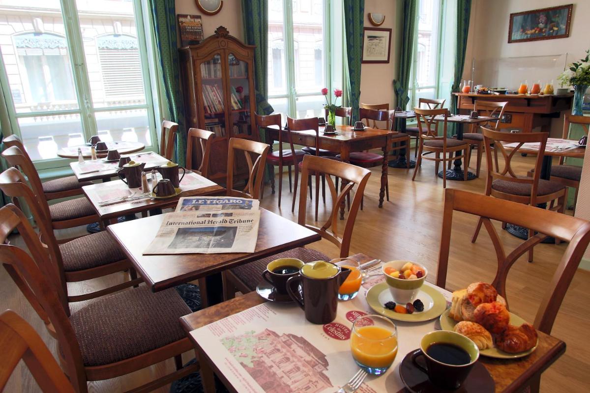 Hotel des Celestins - Housity