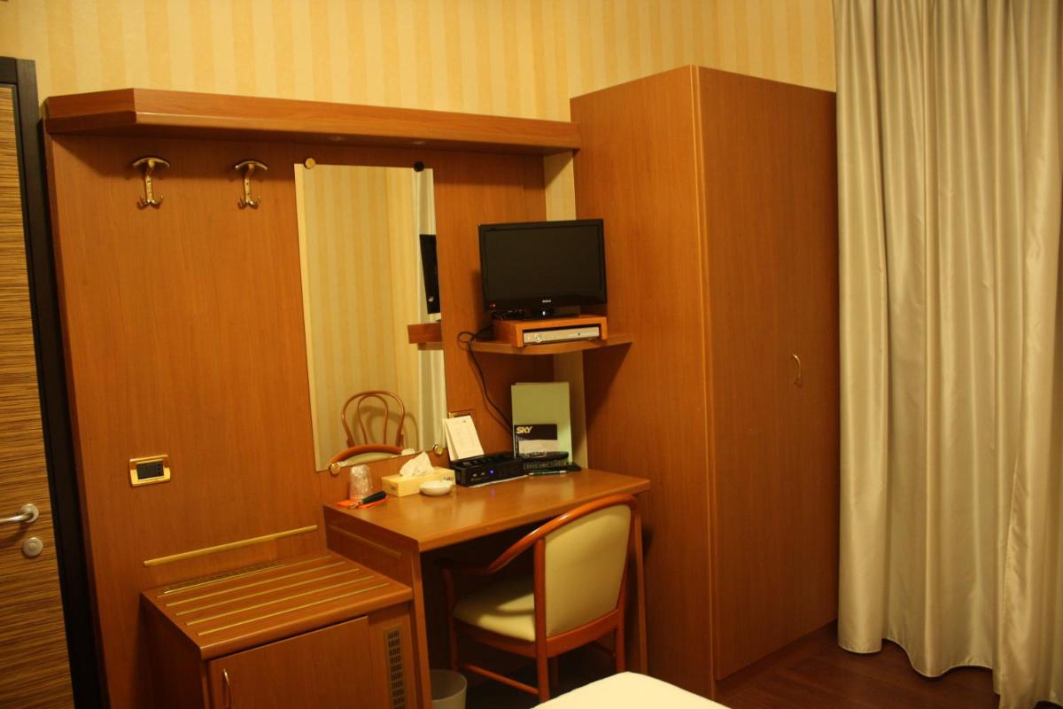 Hotel 2C - Housity