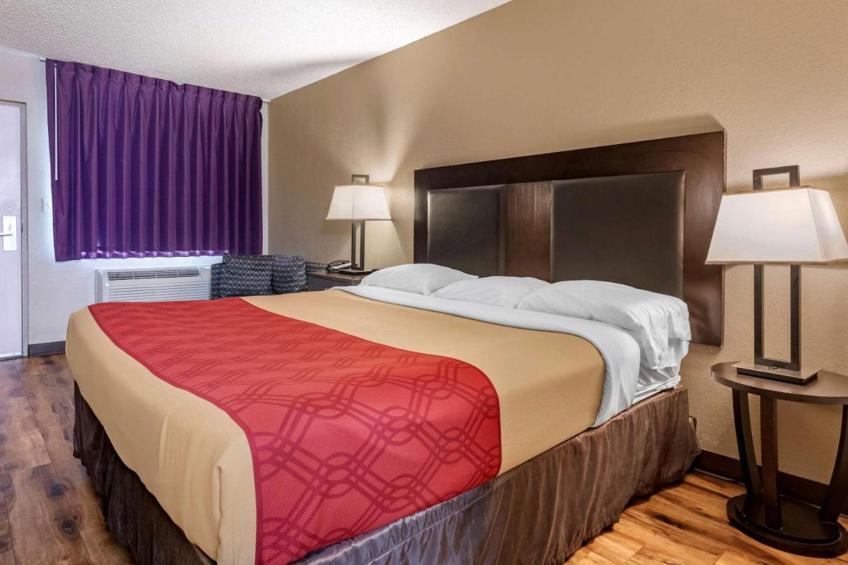 Econo Lodge Sebring - Housity