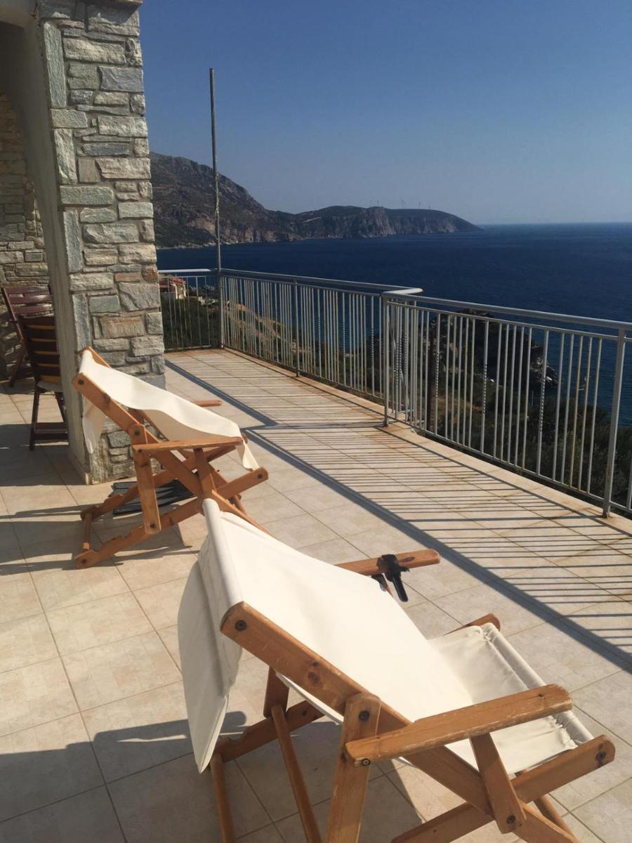 Villa Aegean Balcony - Housity