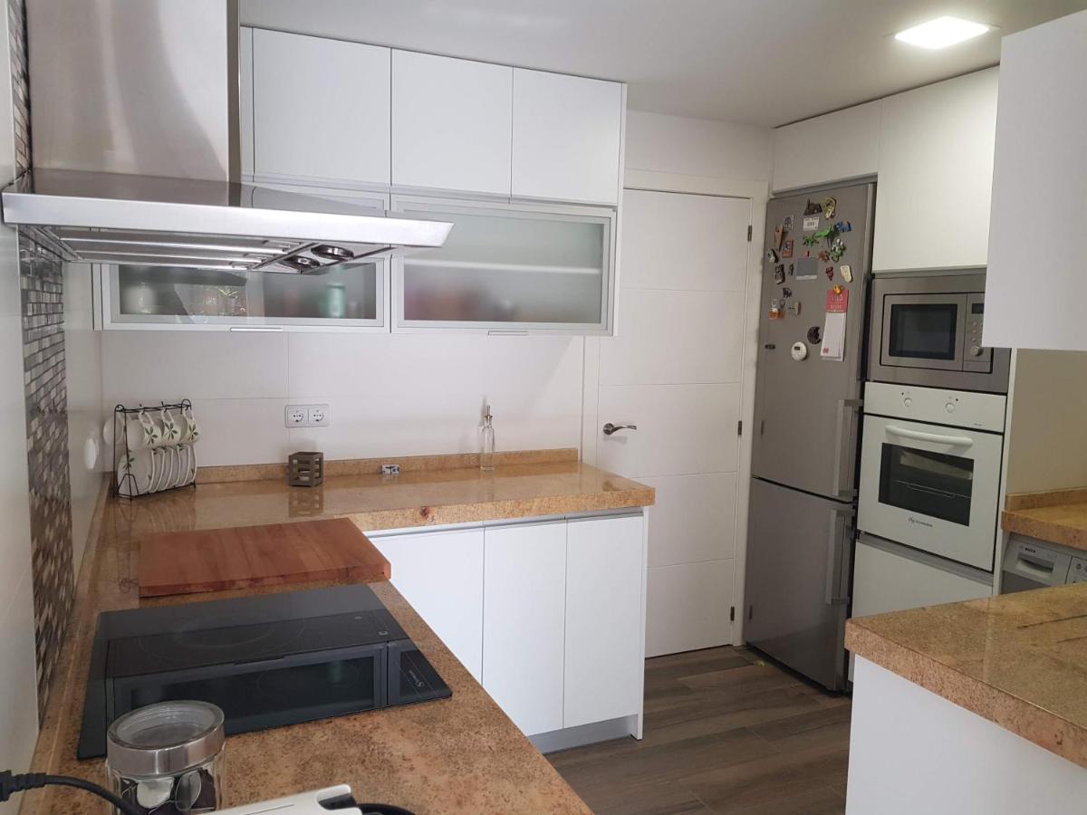 Amplio Apto con patio privado - Housity