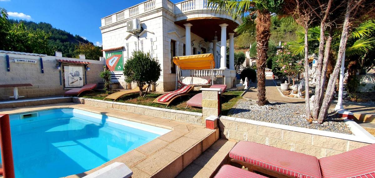 Chalet Santa Teresa - Ponferrada (El Bierzo, León) - Housity
