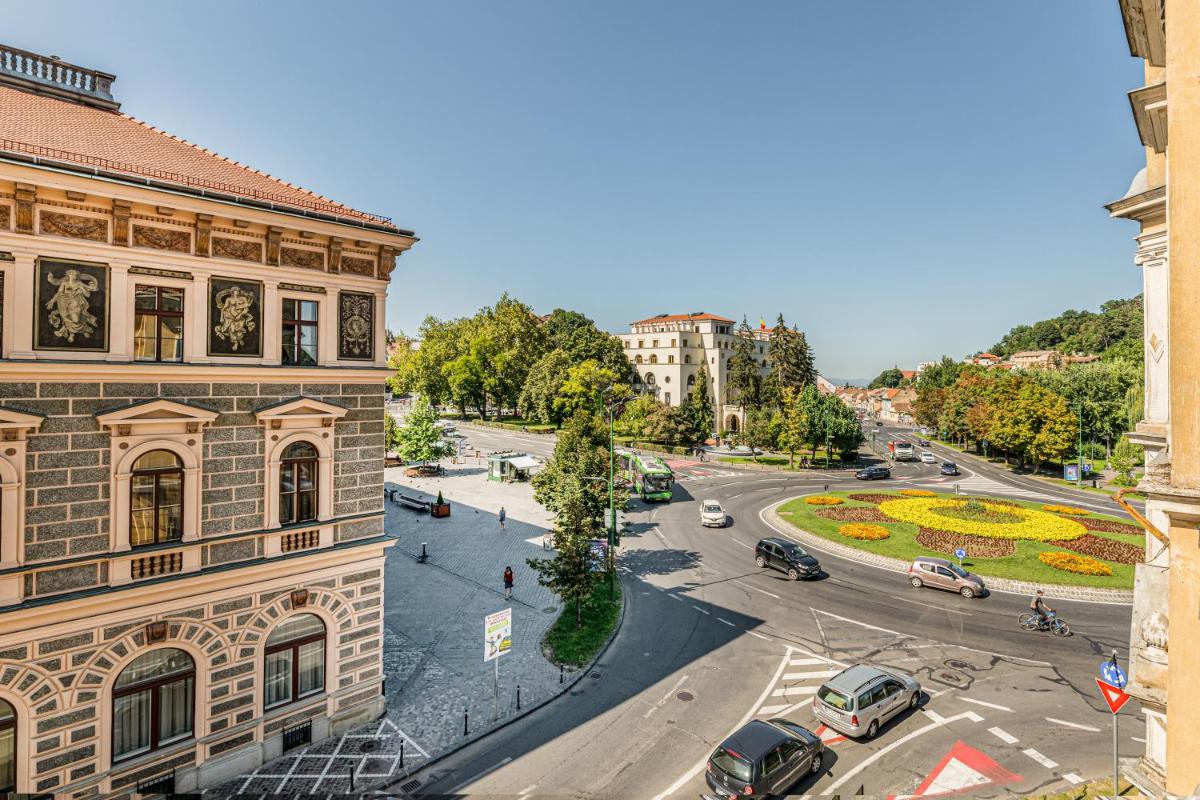 Palazzo Brașov - Housity