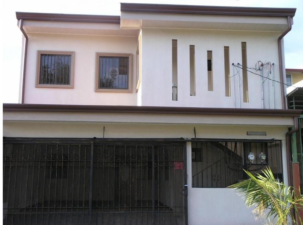 Kubo Apartment Private 2 Bedrooms 5 mins SJO Airport with AC - Hizvo