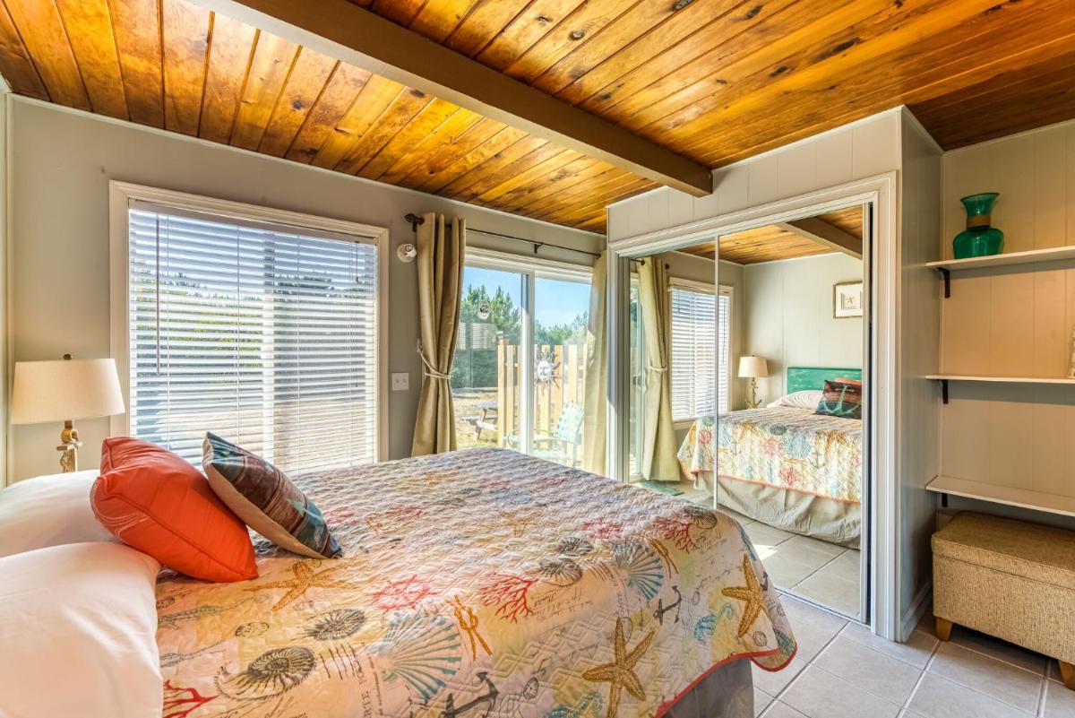 Stardust Dunes Condo - Housity