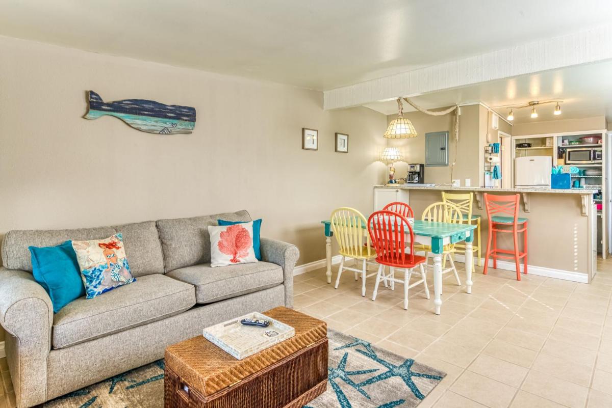 Stardust Dunes Condo - Housity