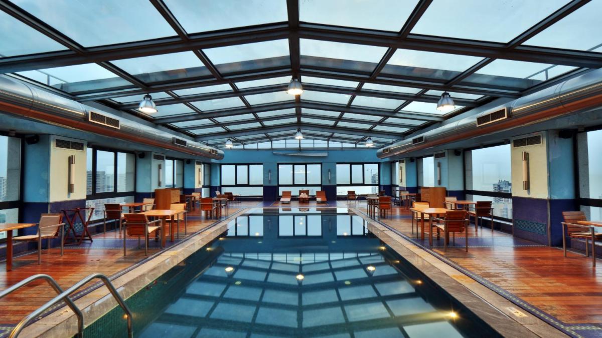 Crowne Plaza Hamra Beirut by IHG - Housity