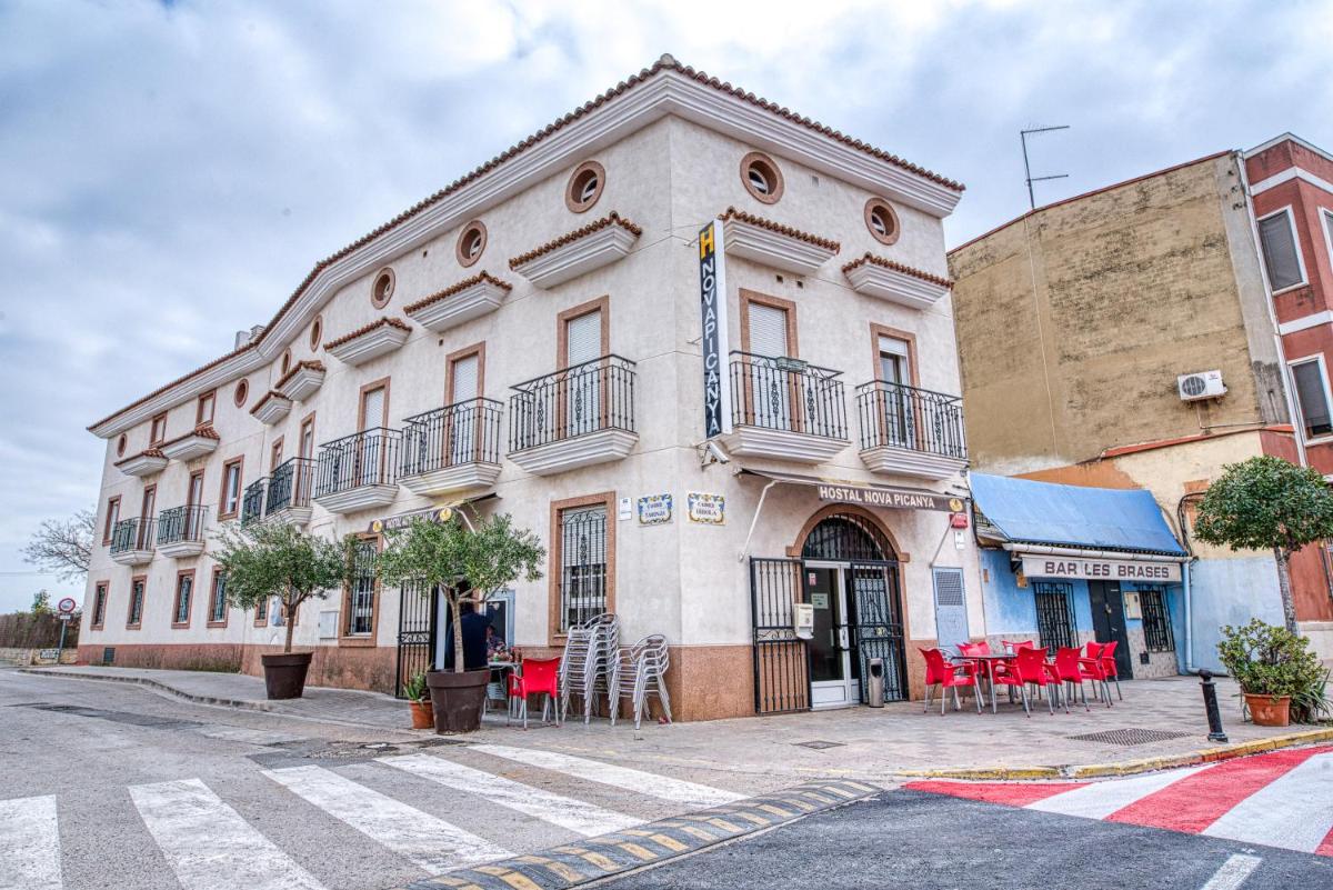 Hostal Nova Picanya - Housity