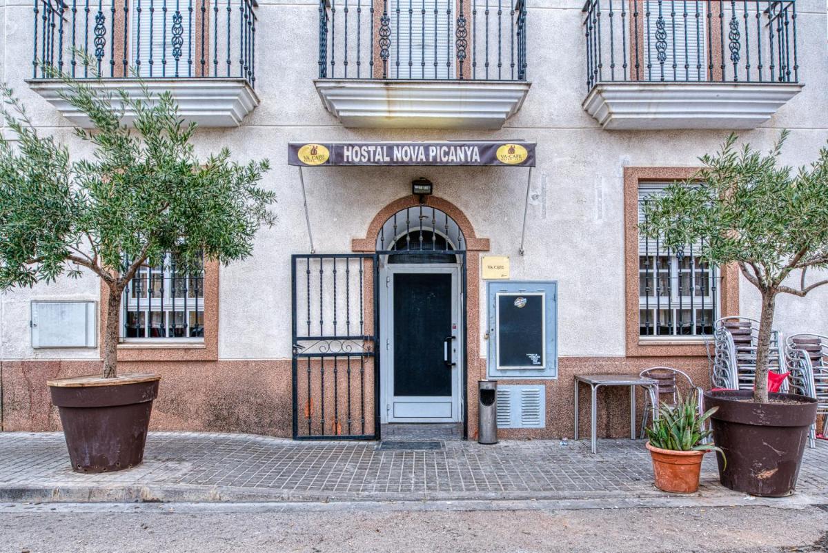Hostal Nova Picanya - Housity