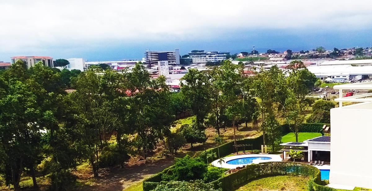 Suitetrails - Alameda Cariari Apartments