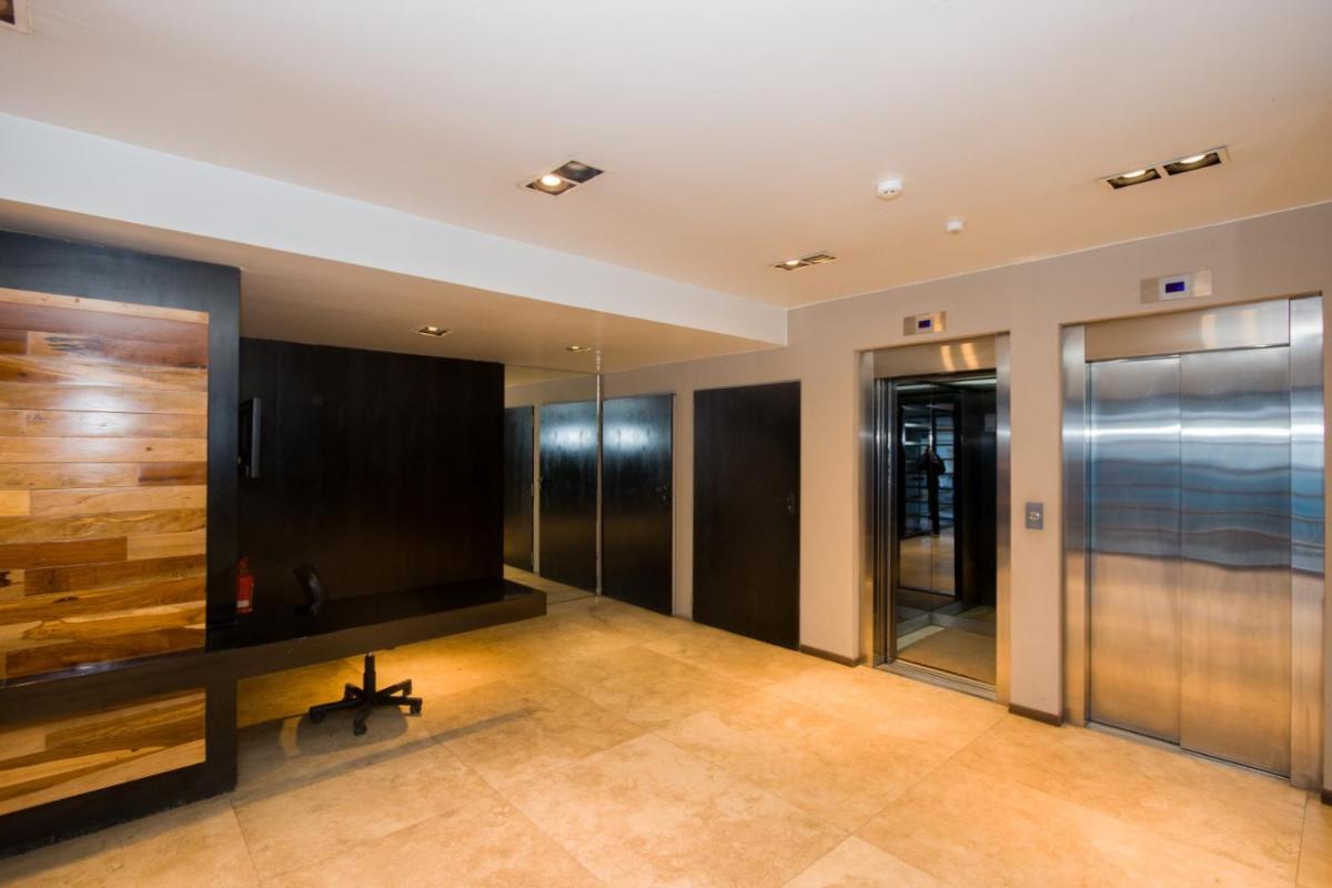 Rivadavia Apartamentos - Housity