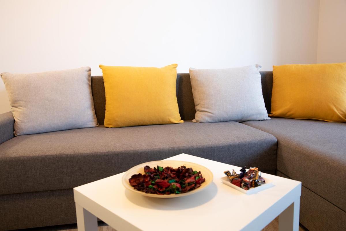 Aquarium Apartment Grivita - Housity