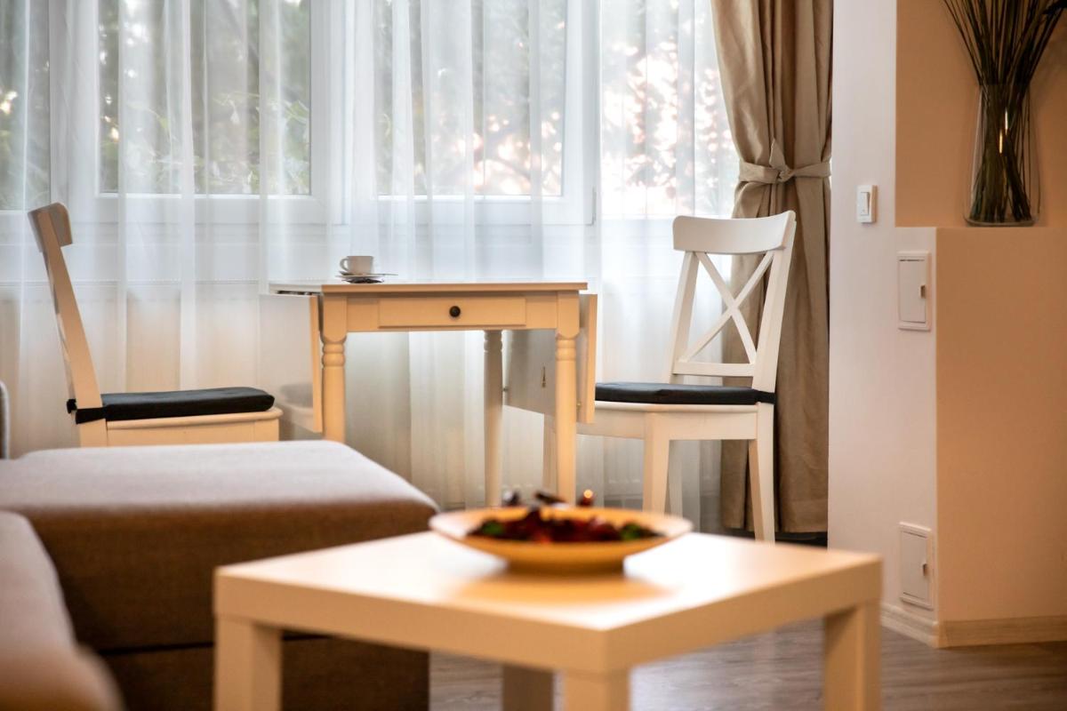 Aquarium Apartment Grivita - Housity